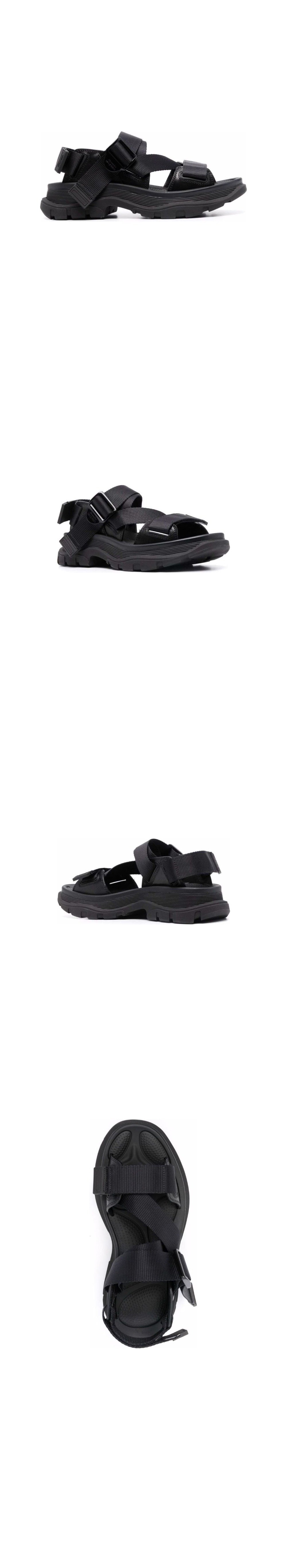 트레드 샌들 667285