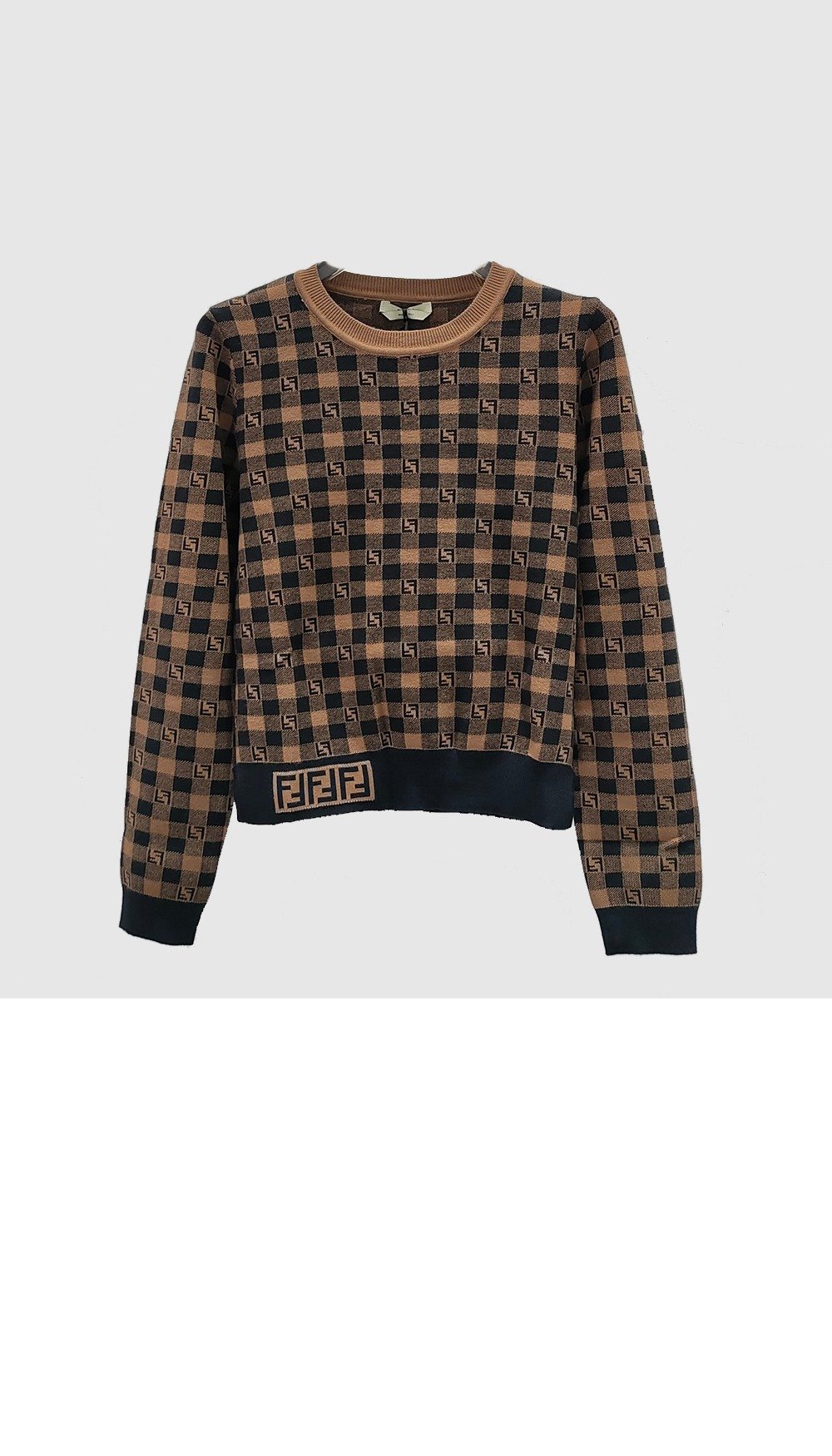 로고 프린트 반팔